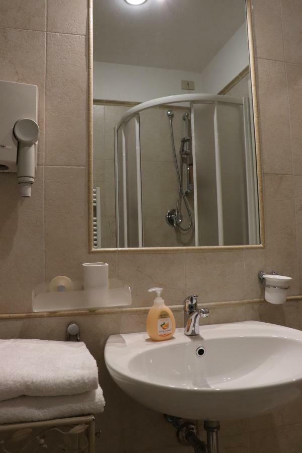 The Center Of Rome B&B المظهر الخارجي الصورة